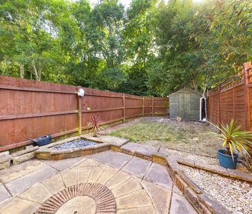 2 bedroom terraced house to rent - Photo 2