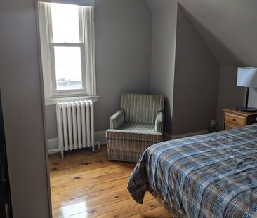192 Cobourg Street - 2 - Photo 2