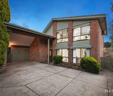 Sprawling family home - Photo 3