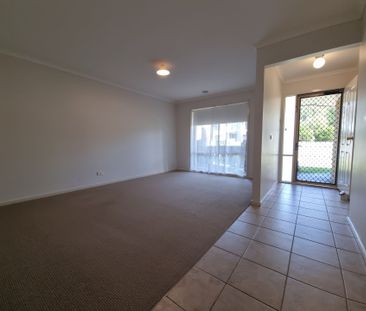 Coastal Living in Prime Dromana Location - Photo 3