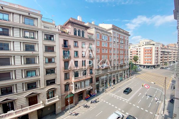 Piso en alquiler temporal junto al Turó del Putxet, Barcelona - Photo 1