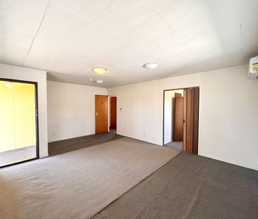 190 Universal Dr, Henderson - Photo 4