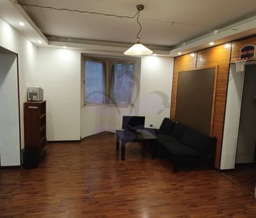 One room in the three bedrooms apartment - Fotó 3