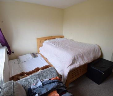 3 bedroom detached house to rent - Photo 2