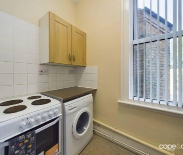 1 bedroom flat to rent - Photo 4