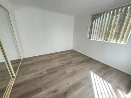 “Newly Renovated Townhouse in Sought After Location!!” - Photo 5