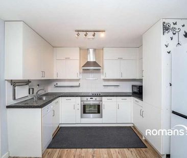 Garland House, Park Lodge Avenue, West Drayton, UB7 - Photo 6