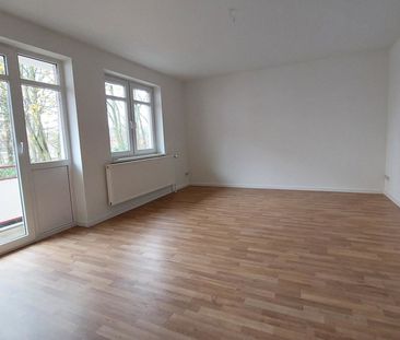 Wir renovieren für Sie-2 Zimmerwohnung mit Balkon in ruhiger Wohnge... - Foto 1