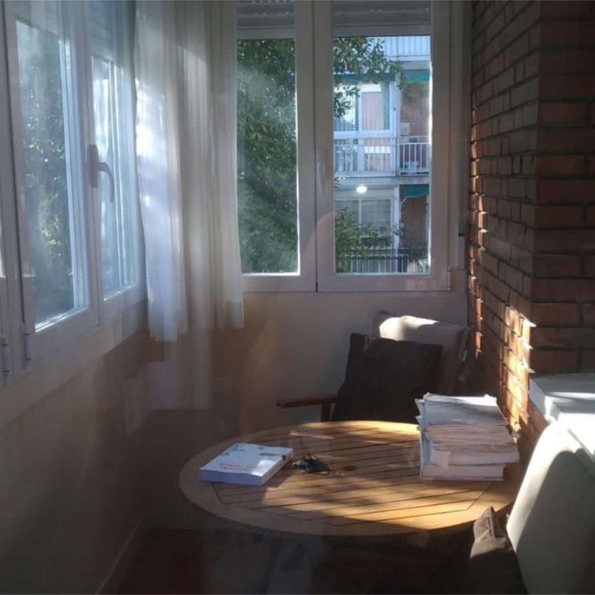 Piso de alquiler en Calle de Marbella, 14, Mirasierra - Photo 1