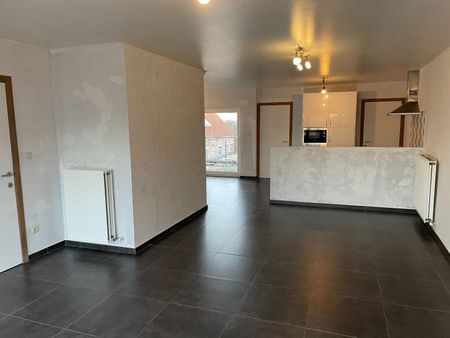 Ruim appartement met 2 slaapkamers en terras - Foto 3