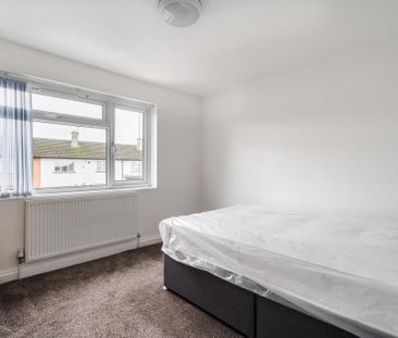 5 bedroom terraced house to rent - Photo 2