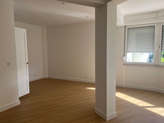 Apartamento T0 totalmente remodelado no Bairro da Assunção, em Cascais - Photo 1