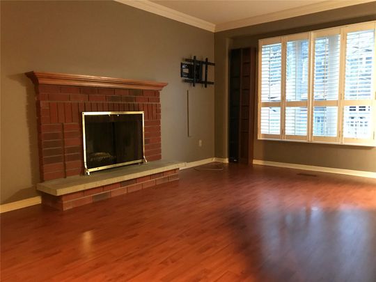 For Lease - 331 Green Lane, Markham, Ontario - Photo 1