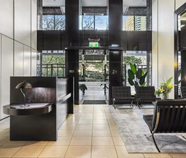 “Regency Hyde Park - Furnished - Available Now” - Photo 4