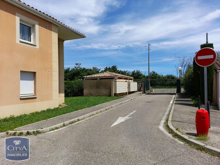 Location Appartement 3 pièces 71m² PONT ST ESPRIT 30130 - Photo 5