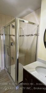 For Lease - 42 Earlthorpe Crescent, Toronto, Ontario - Photo 3