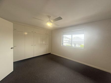 2/35 Morehead Street LAMBTON NSW 2299 - Photo 5