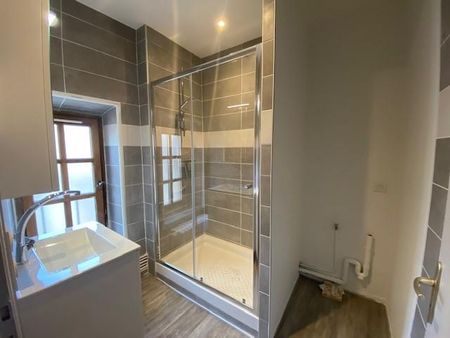 Location Appartement 3 pièces 60m² LA VOULTE SUR RHONE 07800 - Photo 5