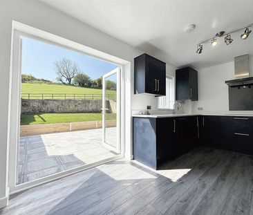 Chapel Lawns, Clandown, Radstock - Photo 3