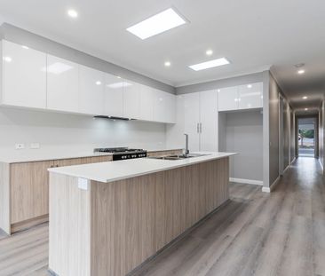 Modern three bedroom unit in North Bendigo! - Photo 4