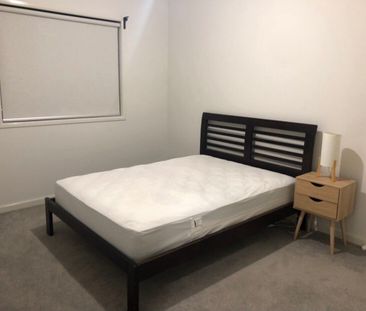 Thornhill Park - Photo 1