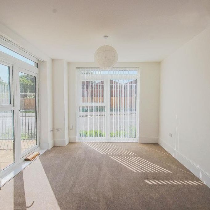 Claud Hamilton Way, Priory Gate, Mill Road, Hertford - Photo 1