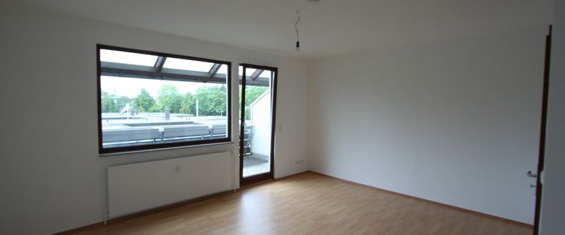 Eigenheimfeeling mit offener Küche und pflegeleichtem Garten! - Photo 1