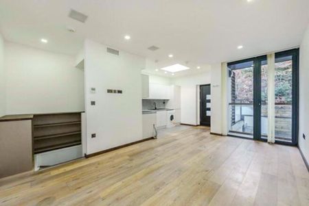 2 bedroom semi-detached house to rent - Photo 2