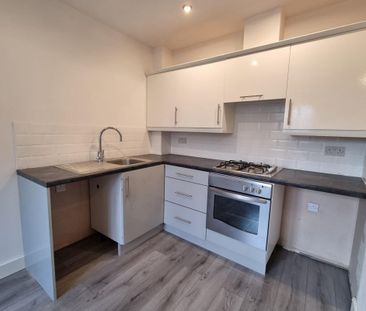 High Street - Photo 5