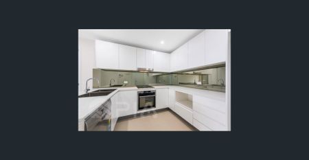 Nearly New 2 bedrooms luxury apartment - Photo 5