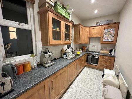 1 bedroom flat to rent - Photo 3