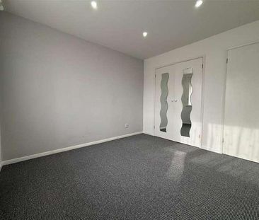 Avenue Road, Freshwater, PO40 - Photo 3