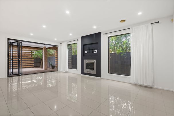 Stunning 4-Bedroom Home in Mickleham - Photo 1