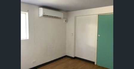 Dual Residence in Melton South - Photo 3