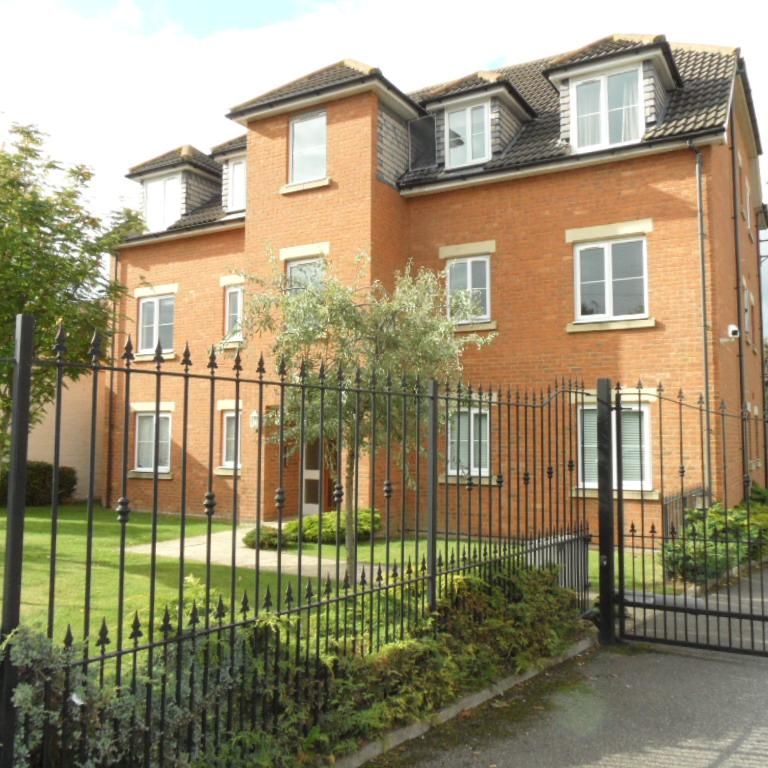 2 bedroom house to rent - Photo 1