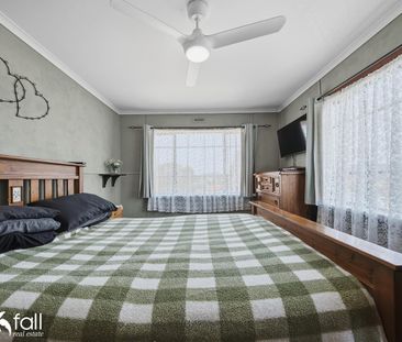 Three Bedroom, Family Friendly Home - Photo 4