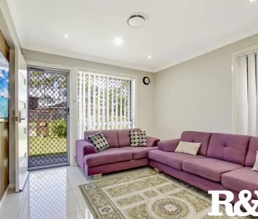 “PRIME LOCATION” - Photo 4