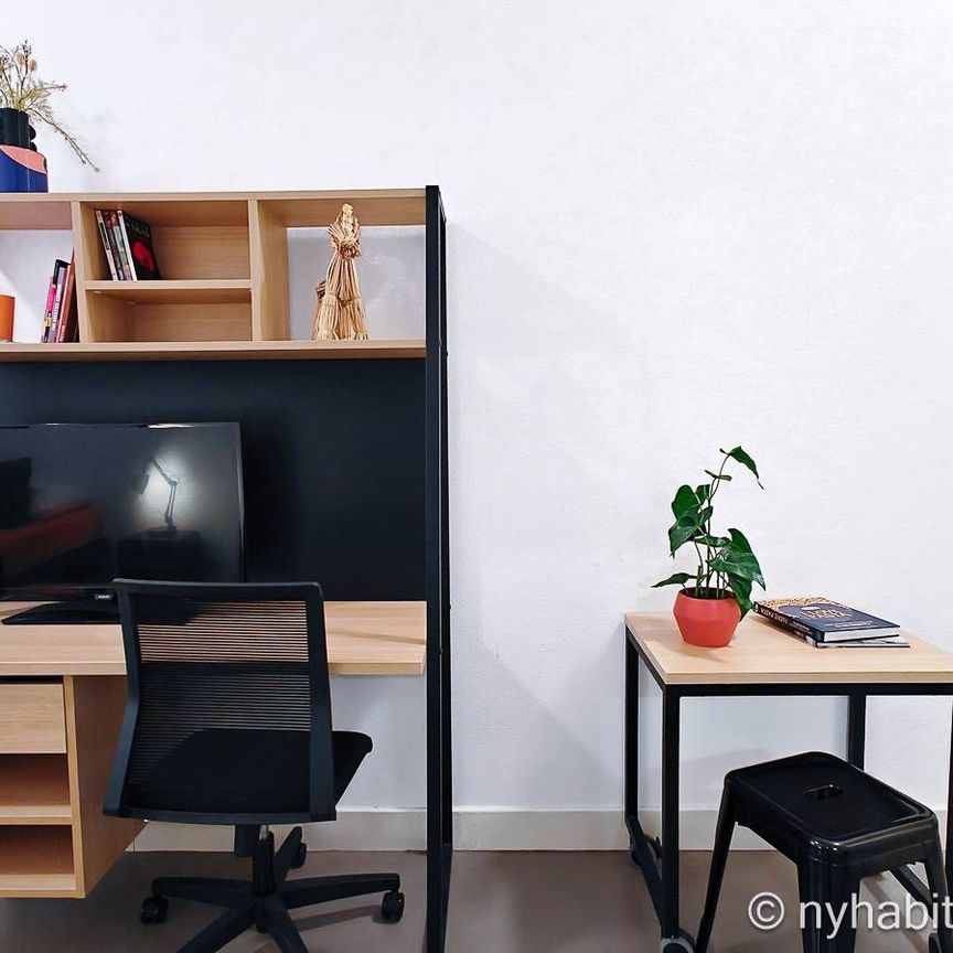 Logement à Paris, Location meublée - Studio T1 - Banlieues (PA-4947) - Photo 1