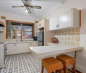 LAKEFRONT LIVING WITH BREATHTAKING VIEWS - Photo 5