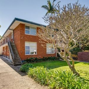 Dee Why, 9/42 Howard Avenue - Photo 2