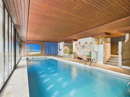 MIT WEITSICHT, MEDITERRANEM FLAIR UND POOL! - Foto 3