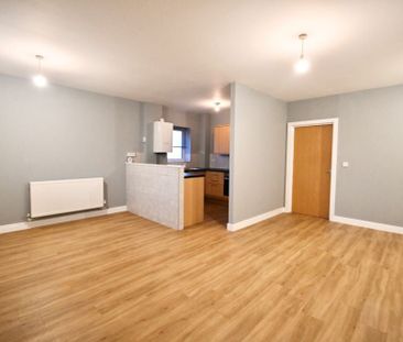 Watch House Lane, Doncaster - Photo 2