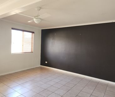 Well-Equipped Two-Storey Townhouse in Secure Gated Complex - Photo 5