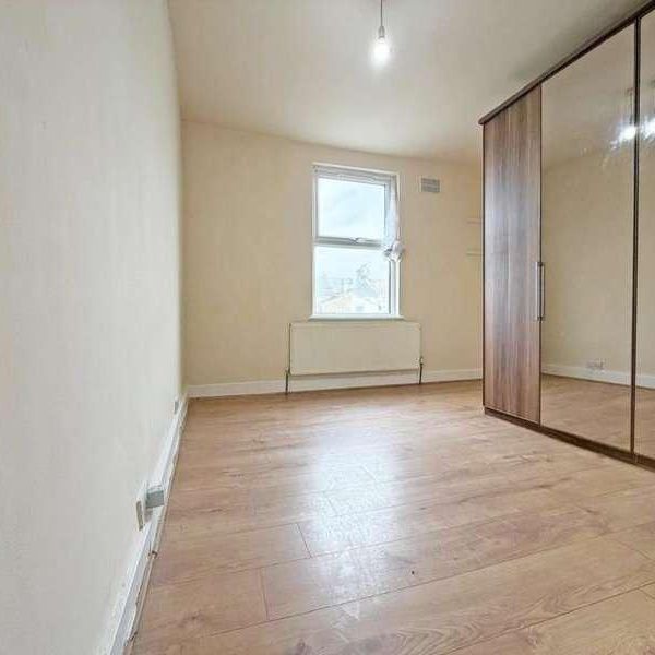 Wakefield Street, London, E6 - Photo 1