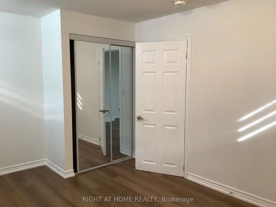 14 Connell Drive #Basement - Photo 1