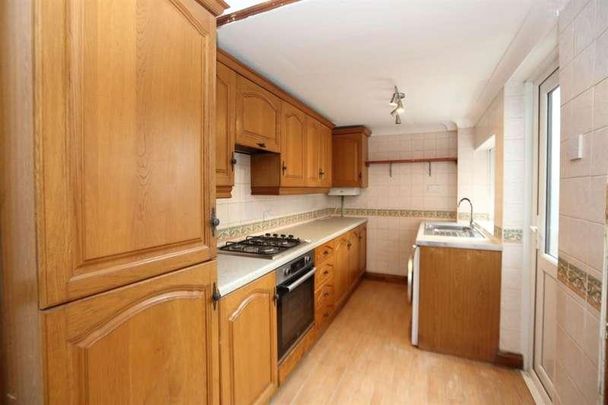 St Johns Road, Faversham, ME13 - Photo 1