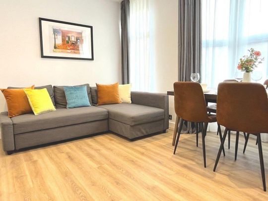 2 bedroom flat to rent - Photo 1