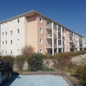 Location Appartement 3 pièces 54m² BAGNOLS SUR CEZE 30200 - Photo 2
