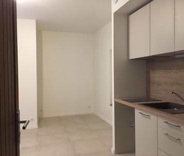 Location Appartement 1 pièce 19m² BORDEAUX 33000 - Photo 2