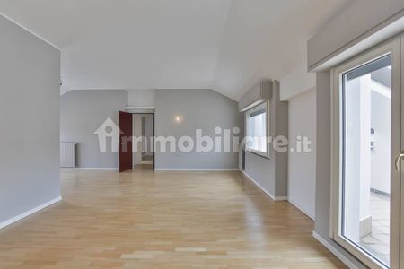 Mansarda ottimo stato, 152 m², Moscova, Milano - Photo 2